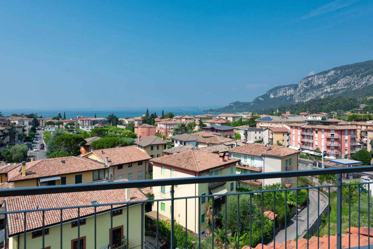 Hotel Palme & Suite Garda  Exterior photo